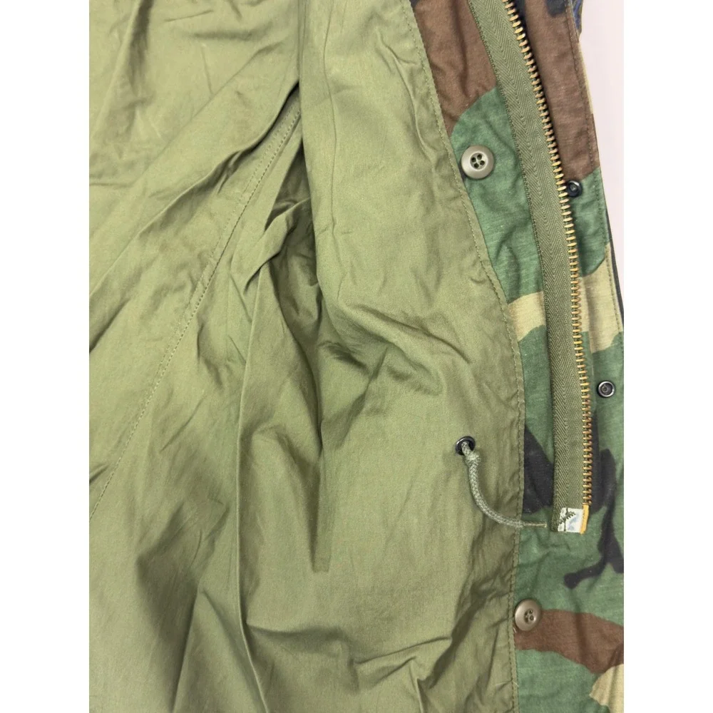 Vintage M-65 Field Coat Mens Small Regular Woodland Camo USAF Patches